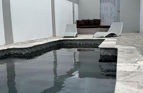 Jobos Casa | Beach Home, ¡Amazing beach location! , walk to the beach. Family & Friends home.