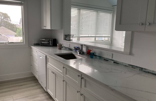 Bradley Beach Casa | Beach Home. Renovated Carriage House