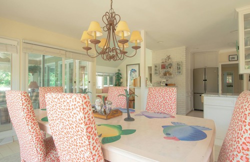 Charleston County Casa | Beach Home Steps Away from Beach Access at Wild Dunes Resort on Isle of Palms