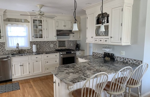 Cove - East Side - Shippan Casa | BEACH HOUSE, 2 MINITE WALK TO WEST BEACH, 40 MIN TO MANHATTEN
