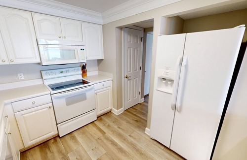 Destin Condominio | Beach House 202a 2 Bedroom Condo