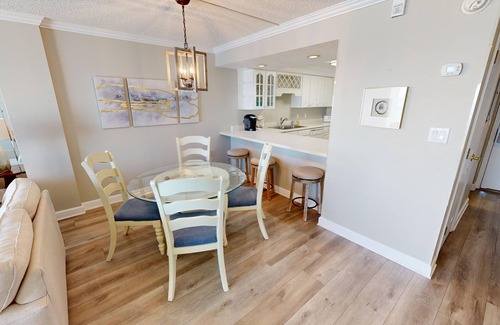 Destin Condominio | Beach House 202a 2 Bedroom Condo