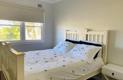 South West Rocks Casa | Beach House 24 Gregory Street - Bring your own linen