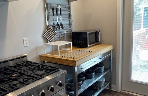 Two Rivers Casa | Beach House- 3 blocks to beach, Huge patio, Sauna, Fire Pit and 2 bikes! 🚲🔥🌊
