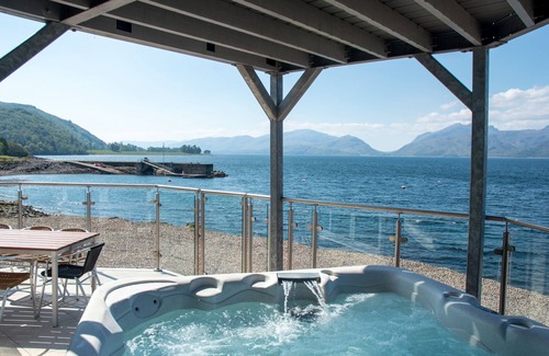 Kentallen Cabaña | Casa de playa 3 con jacuzzi - Capacidad para 9 personas en 4 habitaciones
