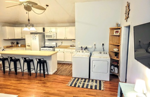 Somers Point Casa | Beach House 7 Minutes to Ocean City Beach and Boardwalk