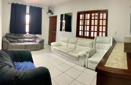 Barra Casa | CASA DE PLAYA EN BALNEARIO CAMBORIÚ Y CERCA DE BETO CARREIRO WORD