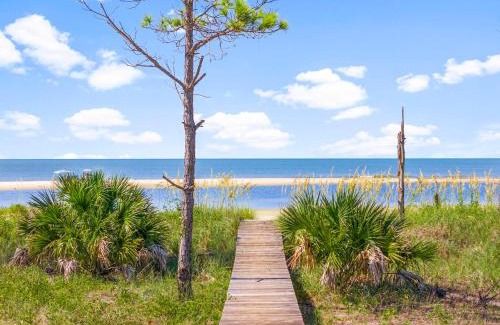 Indian Pass Casa | Beach House - Deepwater Dream by Panhandle Getaways