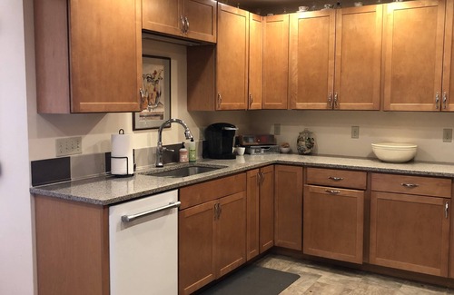 Pacific Beach Casa | Beach House Getaway - Amazing Location! 3-min Walk to the Beach!