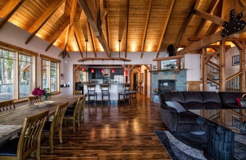 Friday Harbor Casa | Beach house, heated pool, hot tub, private beach, shared dock