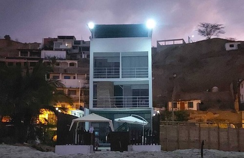 Zorritos Casa | Casa de playa frente al mar de Zorritos, ideal para venir con familia y amigos