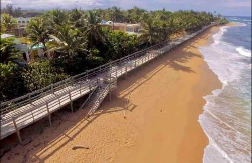 Campamento Pinones Casa | beach house in Piones near Airport SJU