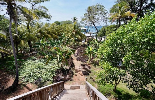 Guanaja Casa | Beach house in st Helene. Same property as channel bar and grill.