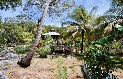 Guanaja Casa | Beach house in st Helene. Same property as channel bar and grill.