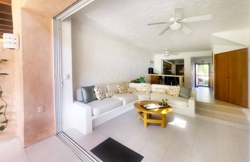 Ixtapa Villa | Casa de Playa en Ixtapa | Residencial Playa Iguana