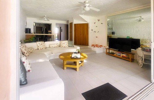Ixtapa Villa | Casa de Playa en Ixtapa | Residencial Playa Iguana
