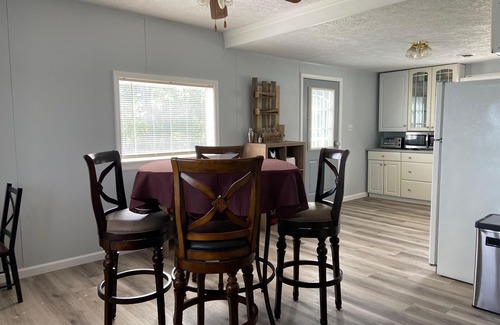 Saint Mary Of The Woods Casa | Beach House on Lake