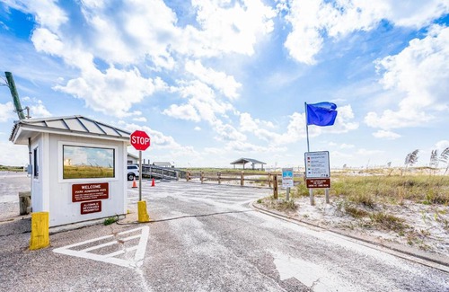 Grande Lagoon Lakes Casa | Beach House on the Bay