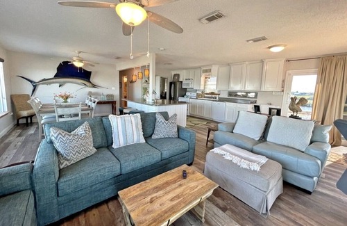 Galveston Casa | Beach House on the Bay - Fisherman's Paradise on the bay!
