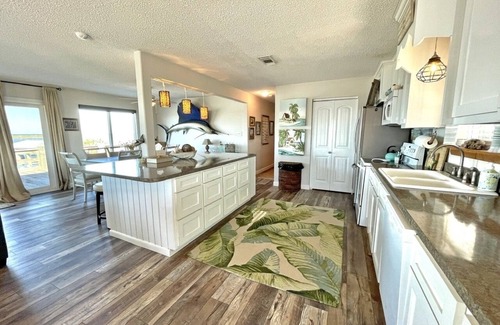 Galveston Casa | Beach House on the Bay - Fisherman's Paradise on the bay!
