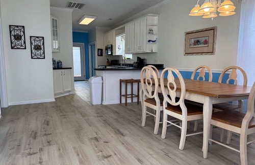 Myrtle Beach Alquiler De RV | BEACH HOUSE ONLY A MINUTE S WALK FROM THE BEACH(OCEAN LAKES UNIT 1149)