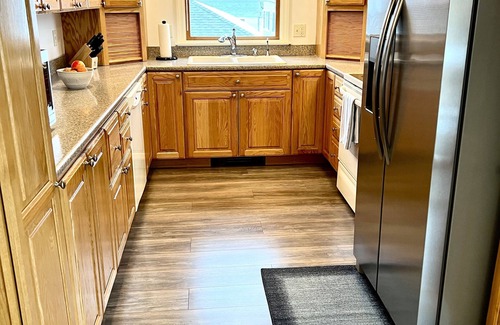 Old Orchard Beach Casa | Beach House ∆ Prime Location ∆ Steps to the Ocean