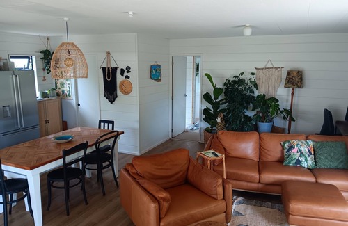 Ohope Casa | Beach house - Perfect for the family and your beloved pet!