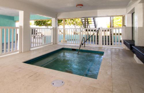 Bradenton Beach Casa | Beach House Resort 9