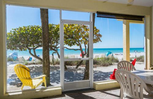 Bradenton Beach Casa | Beach House Resort 3