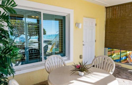 Bradenton Beach Casa | Beach House Resort 3