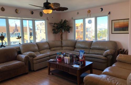 North Beach Haven Casa | Beach House Retreats 6-just 30 Steps from the Beach with Rooftop Hot Tub and Gourmet Kitchen