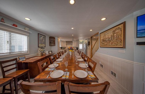 North Beach Haven Casa | Beach House Retreats on LBI 8- Just Steps to Beach - Gourmet Kitchen & Rooftop HotTub
