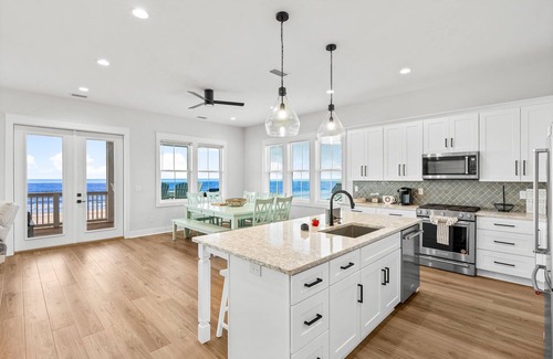 Port St. Joe Casa | Beach House - Sand Castle Hideaway