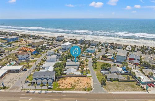 Bahama Beach Casa | Beach House – Spacious 4BR Retreat with Gulf Views & Observation Deck!
