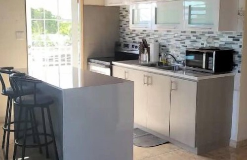 Salinas Casa | Beach House w/ pool/ac/wifi/cable/ Salinas PR