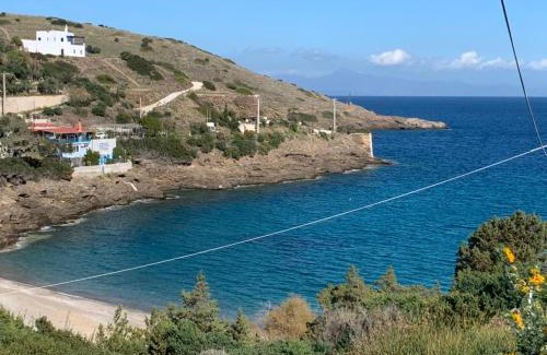 Lavreotiki Casa | Beach house with a view