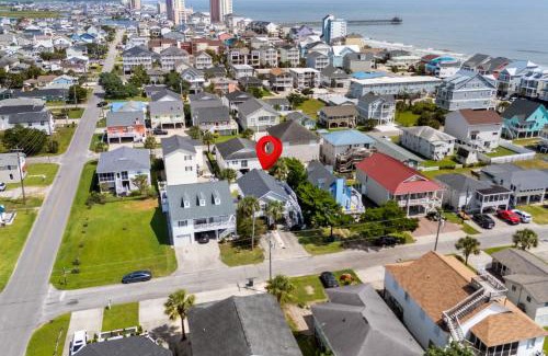 Cherry Grove Beach Casa | Beach House with Pool - North Myrtle Beach