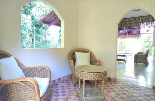 El Palmar Casa | Beach House with Pool Steps away from the beach