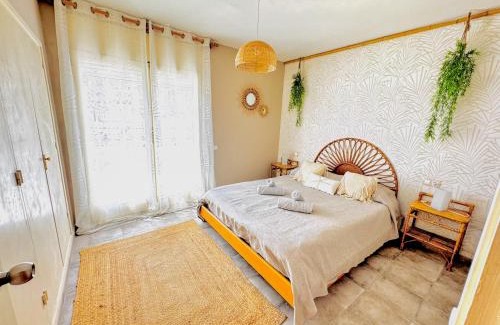 Comarruga Casa | Beach house with private swimming pool * 5 min walk to the beach