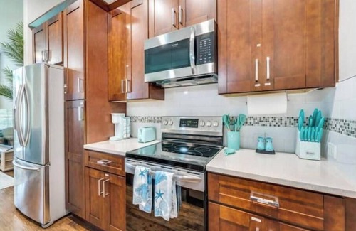 Farmers Branch Casa | Beach-Inspired Centrally Located Home