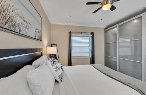 Hendricks and Venice Isles Apartamento | Beach Isles Modern 1BR in Fort Lauderdale with Patio