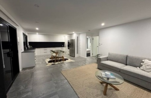 Redhead Casa | Beach Lane - Modern Coastal Stay