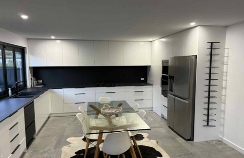 Redhead Casa | Beach Lane - Modern Coastal Stay