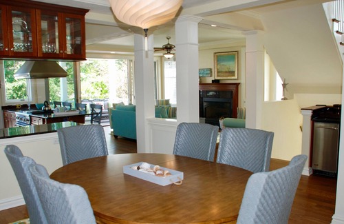 Northeast Virginia Beach Casa | ¡La vida en la playa es buena!