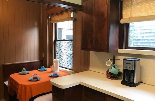 Cottage Line Cabaña | Beach Lovers Delight 3 Bedroom Cottage by RedAwning