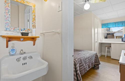 Old Orchard Beach Hotel | Beach Motel and Suites
