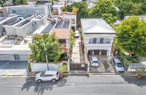 Parque Apartamento | Beach Pad w Patio, walk to everything! GEN AC - 20 Down