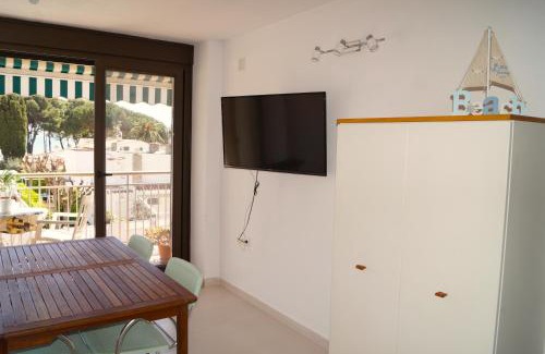 Vilafortuny Apartamento | BEACH PARADISE