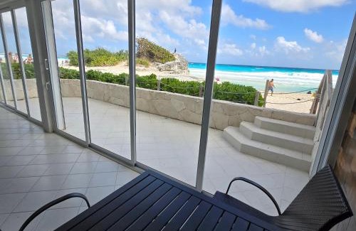 Punta Cancún Apartamento | Beach Patio Paradise