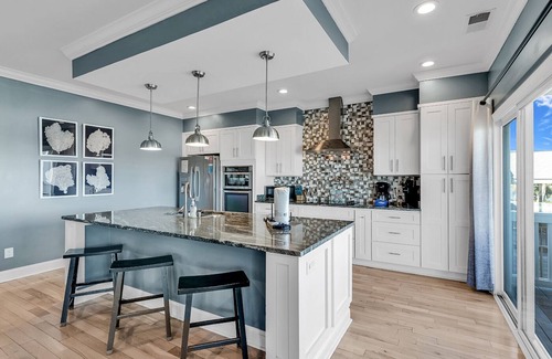 North Myrtle Beach Casa | Beach Please Waterfront Casa*Outdoor Bar*Walk2Beach